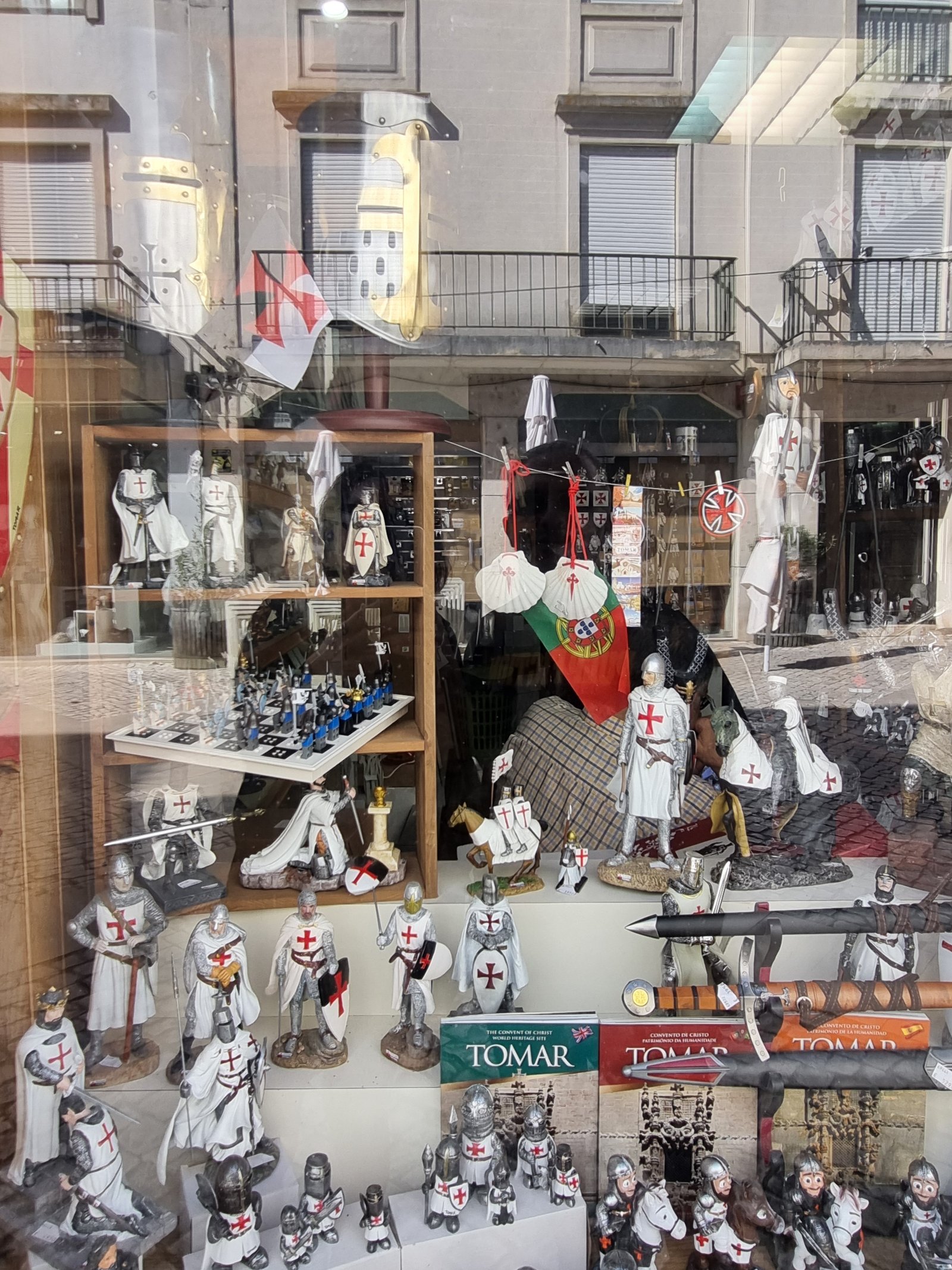 Tomar Şövalye Vitrini