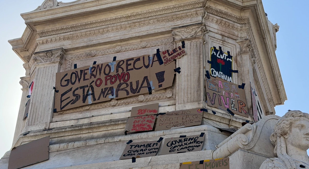 Source image accompanying: Portuguese and Spanish Unions Plan Historic Joint Iberian Housing Strike
